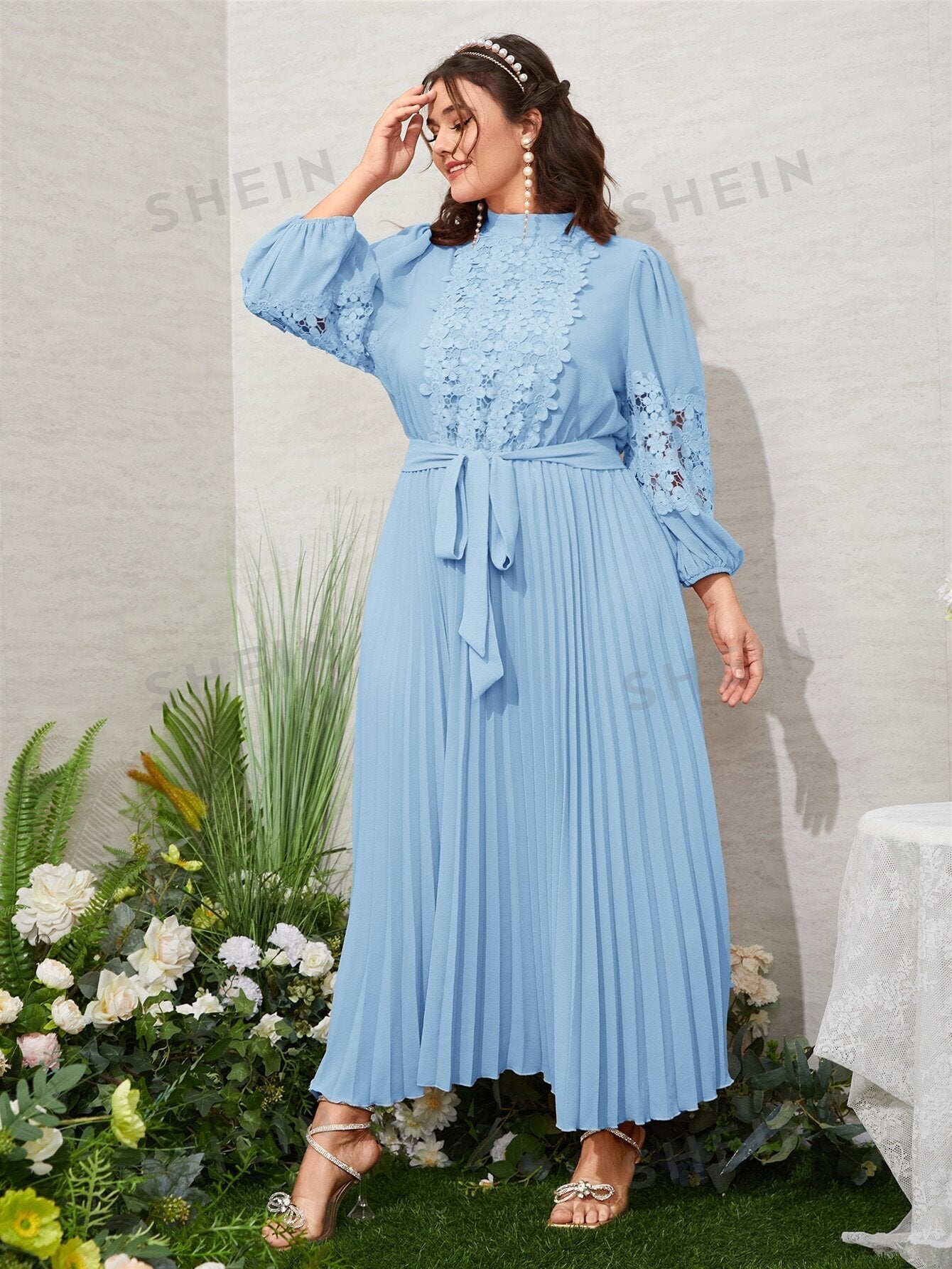 SHEIN Mulvari Plus Contrast Lace Pleated Hem Dress - Negative Apparel