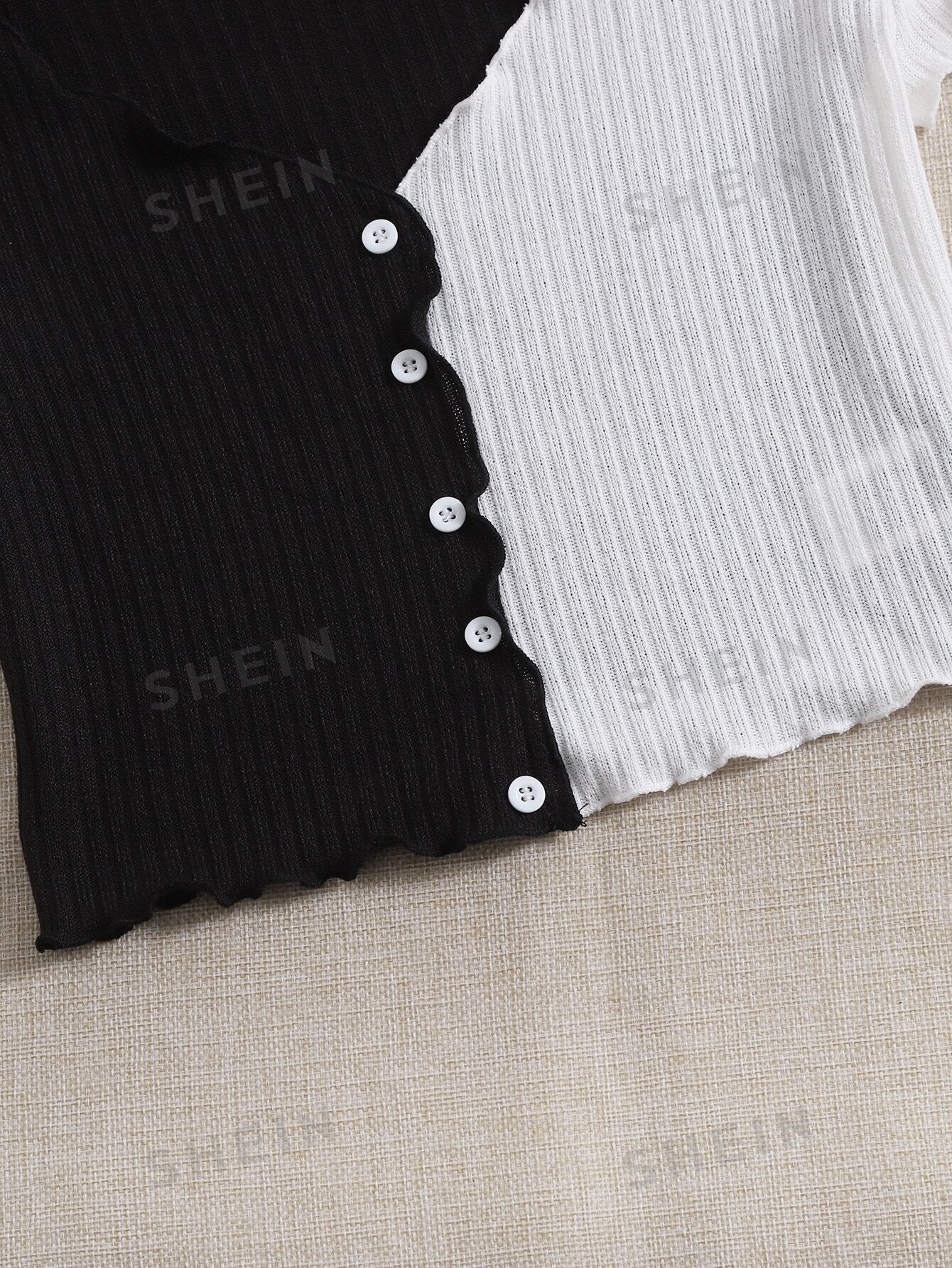 SHEIN Two Tone Lettuce Trim Tee - Negative Apparel