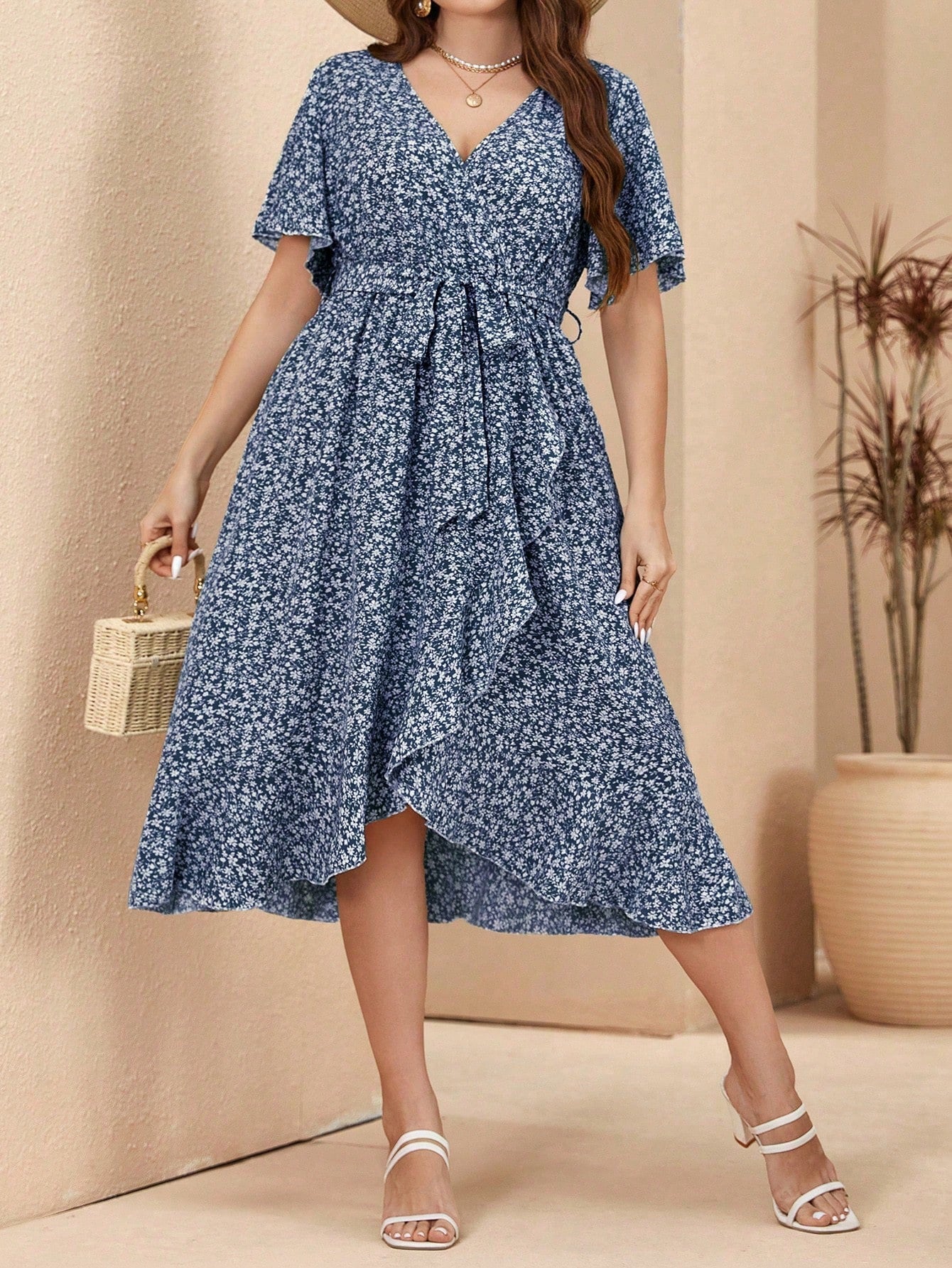 SHEIN Unity Plus Size Floral Print V-Neck Ruffle Sleeve Dress - 20 (4XL) / Blue SHEIN Unity Plus Size Floral Print V-Neck Ruffle Sleeve Dress - 20 (4XL) / Blue