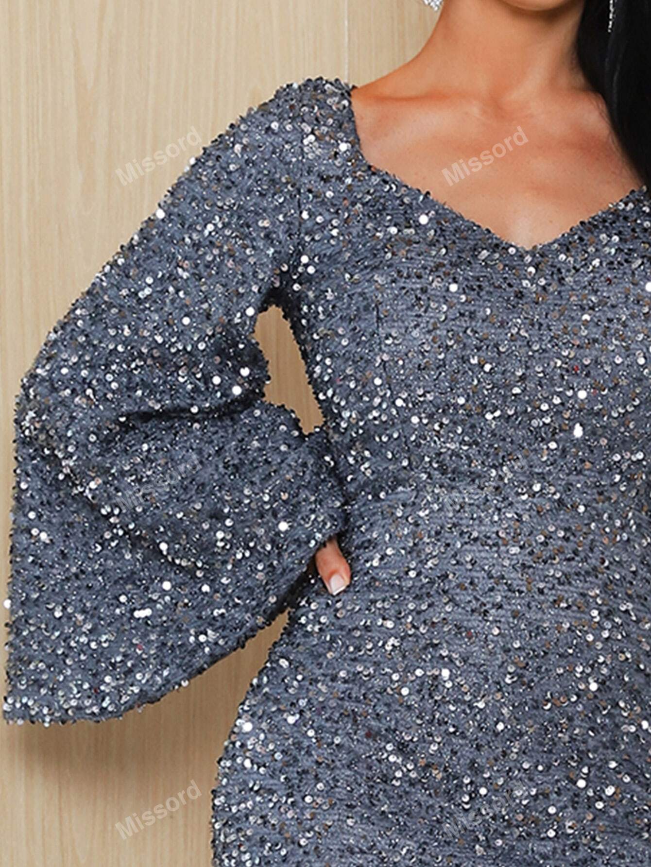 Sweetheart Neck Trumpet Sleeve Floor Length Sequins Prom Dress - Negative Apparel