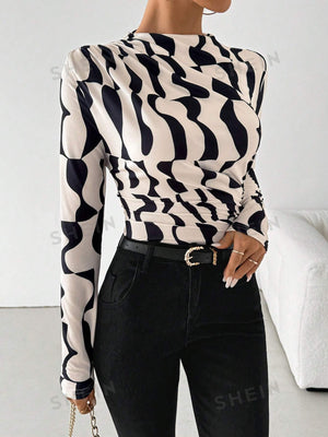 SXY Geometric Print Ruched Stand Collar Long Sleeve T-Shirt - Negative Apparel