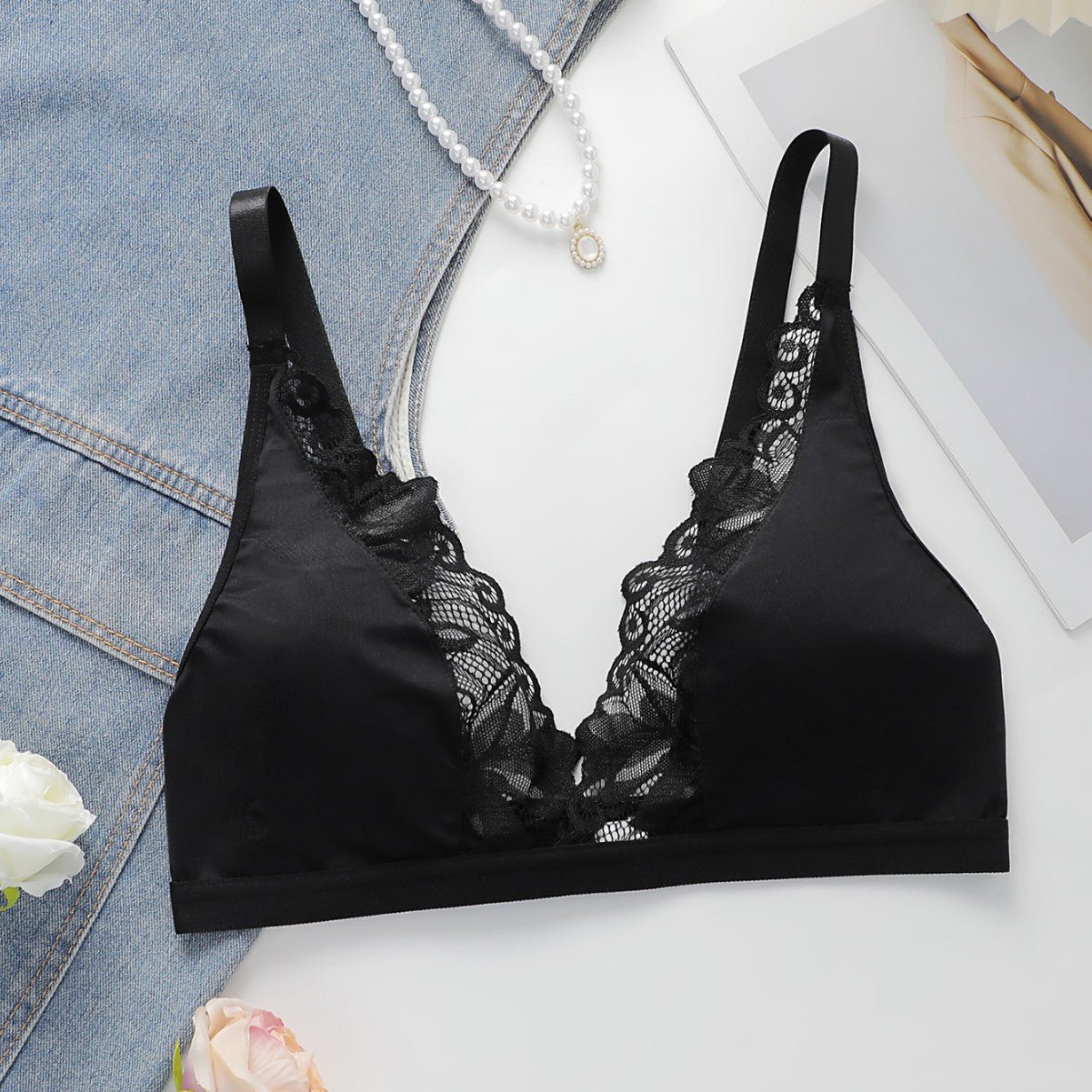 The Lace Comfort | Wireless Lace Push - Up Bra - Negative Apparel