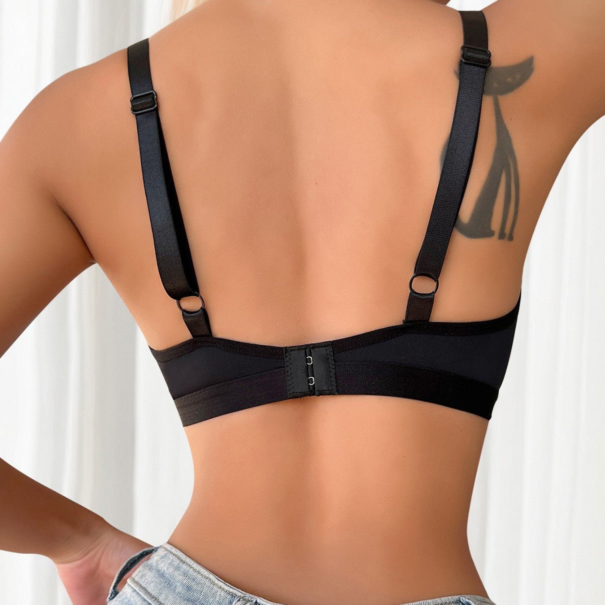 The Lace Comfort | Wireless Lace Push - Up Bra - Negative Apparel