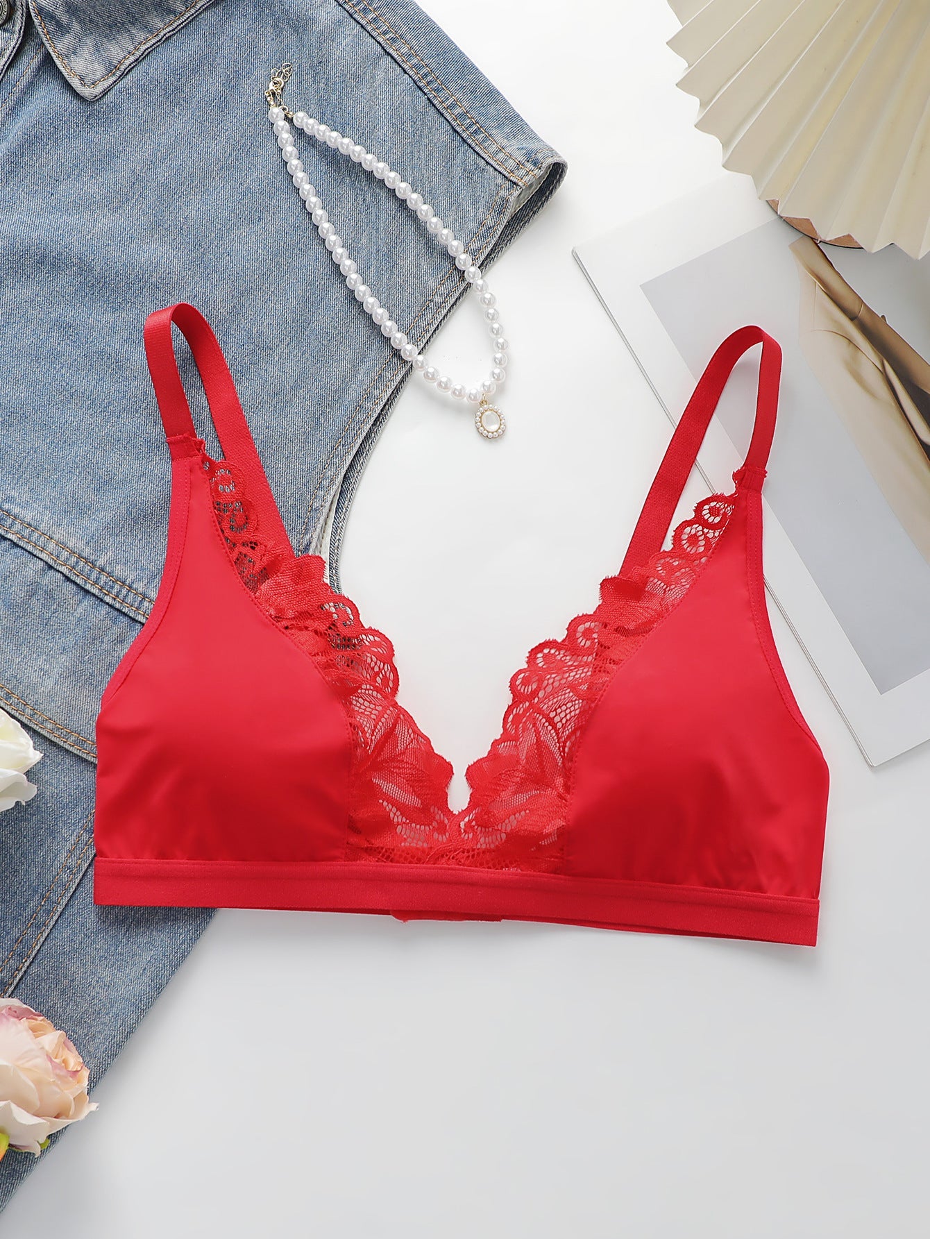 The Lace Comfort | Wireless Lace Push - Up Bra - Negative Apparel
