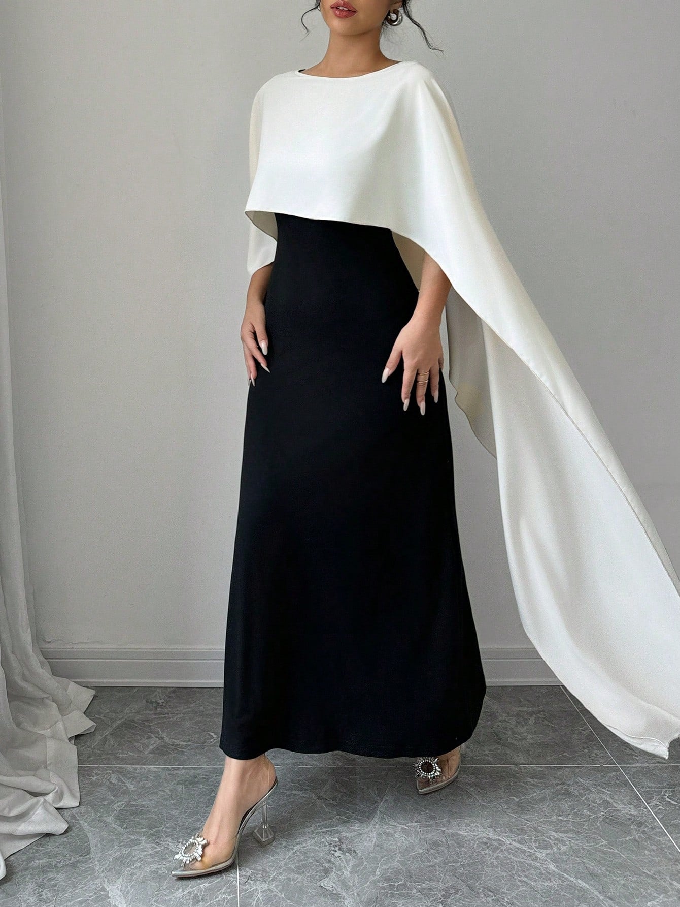 Women's Round Neck Batwing Sleeve Maxi Elegant Party Dress - Negative Apparel