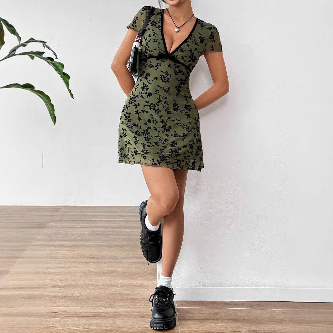 Women's sexy floral V - color A - shaped skirt - Negative Apparel