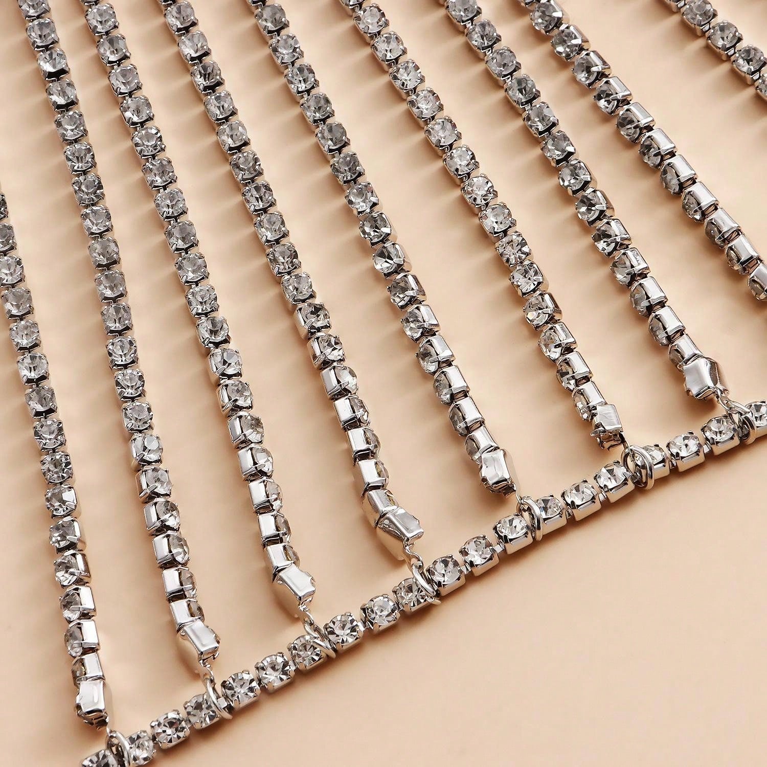 1pc Funky Rhinestone Decor Body Chain For Women For Daily Decoration Negative Apparel