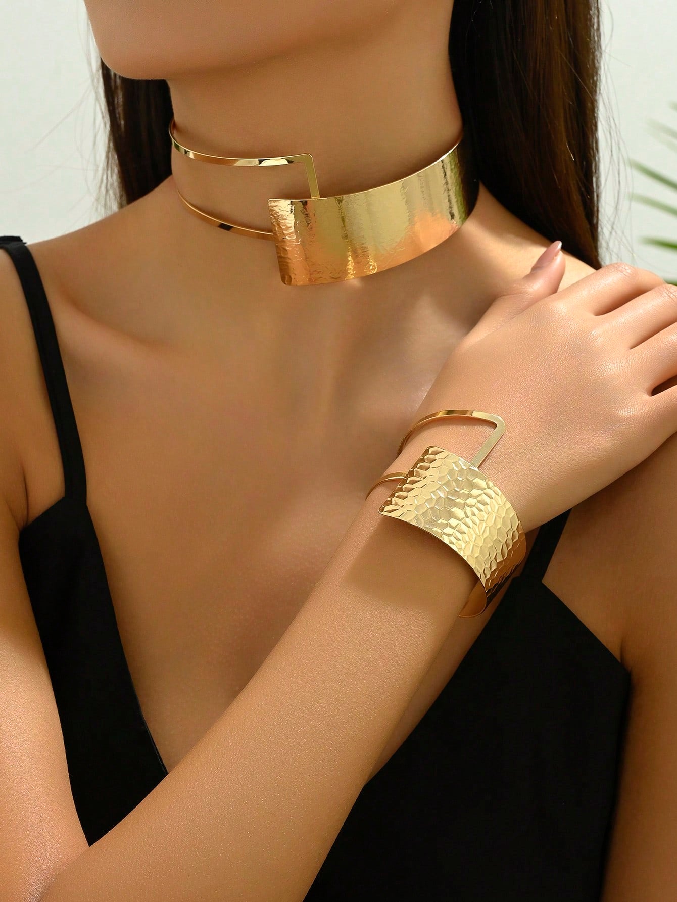 1set Irregular & Exaggerated Open Cuff Bracelet And Neck Ring Set For Women - Negative Apparel