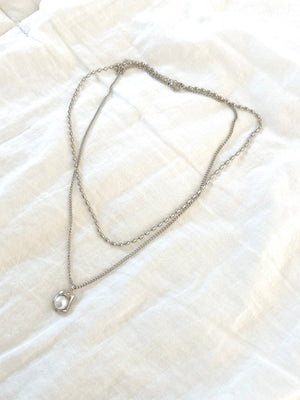 DAZY Faux Pearl Decor Geometric Charm Layered Necklace - Negative Apparel