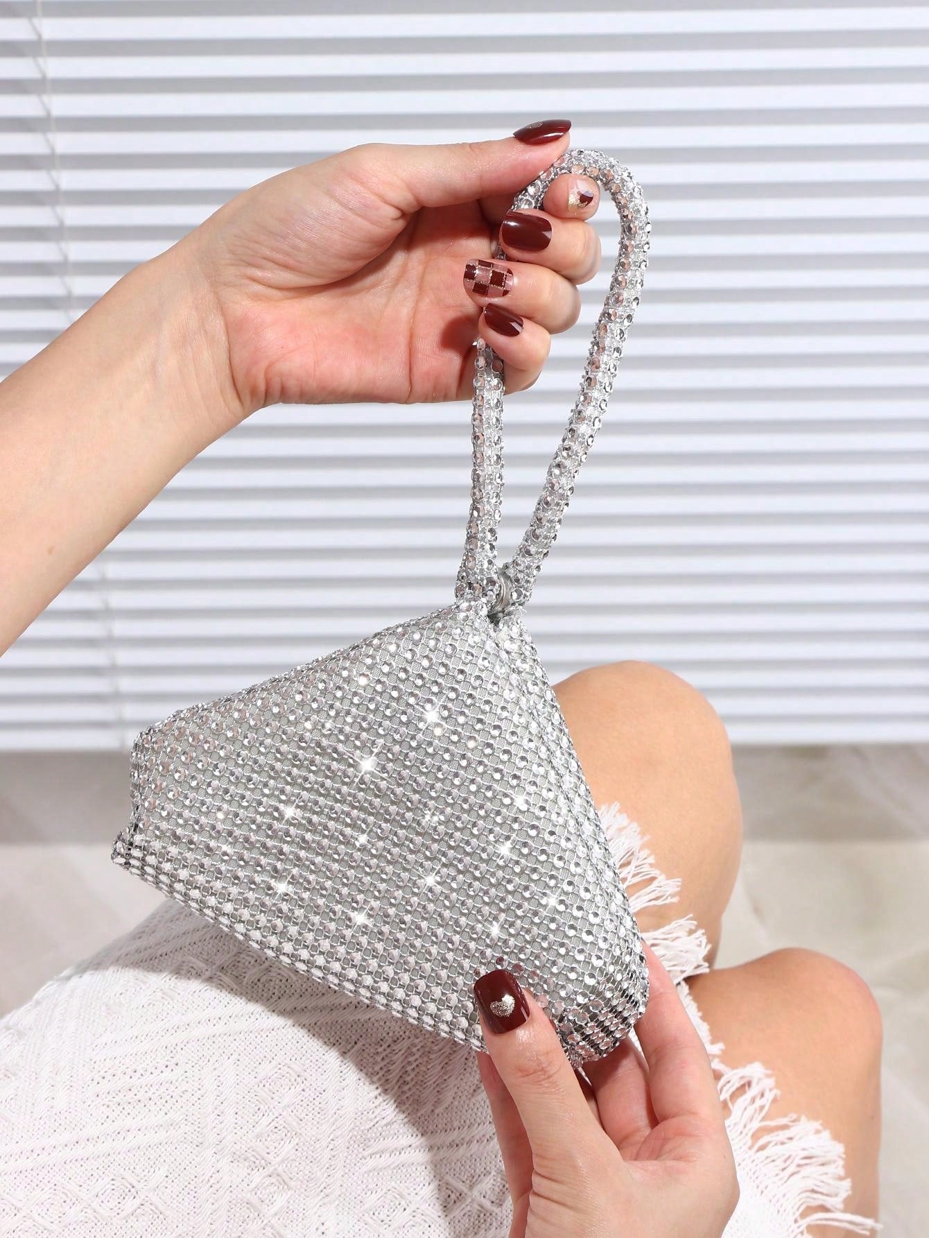 Silver rhinestone clutch store bag