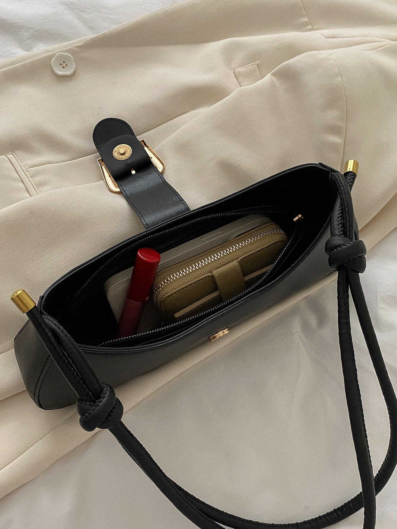 Minimalist Baguette Bag Vintage Buckle Decor Handbag - Negative Apparel
