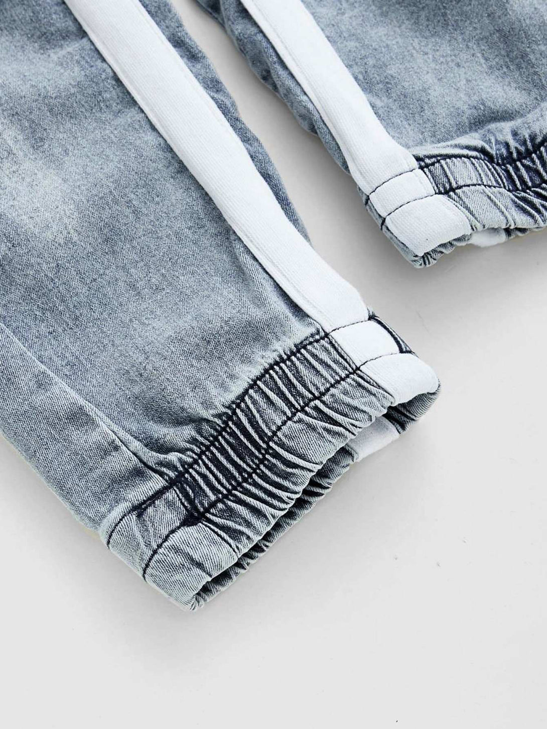SHEIN Flap Pocket Ripped Jeans - Negative Apparel