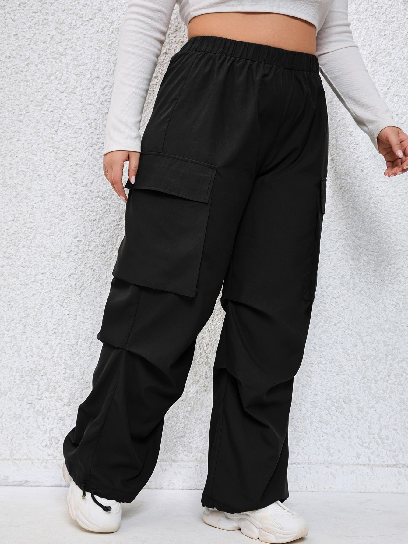 SHEIN Coolane Plus Flap Pocket Drawstring Cargo Pants | SHEIN