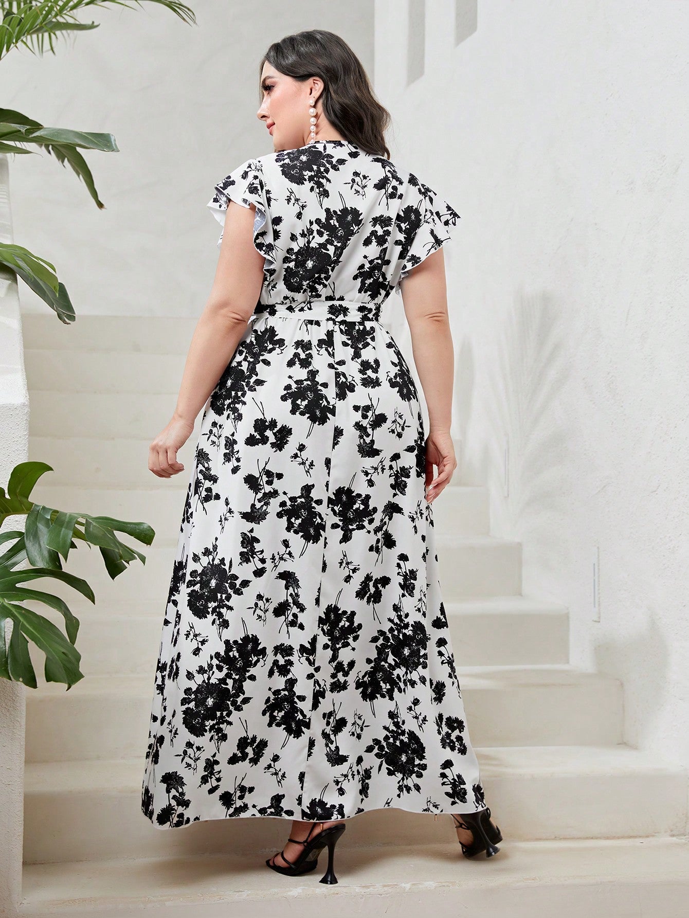 SHEIN Plus Flower Print Belted Wrap Dress  Floral plus size dresses, Plus  size maxi dresses, Belted wrap dress