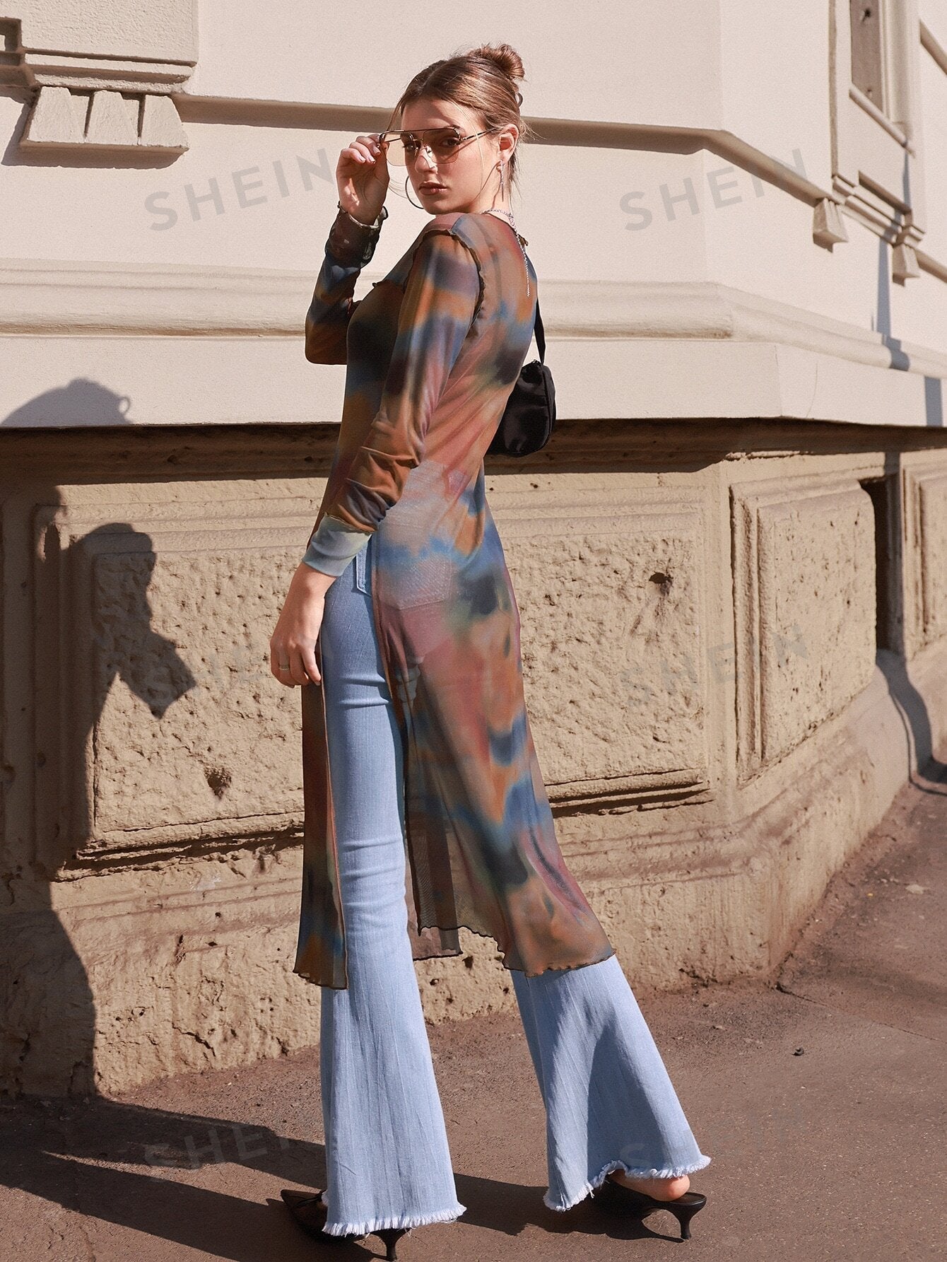 SHEIN EZwear Solid Cami Top & Split Hem Grid Skirt Set